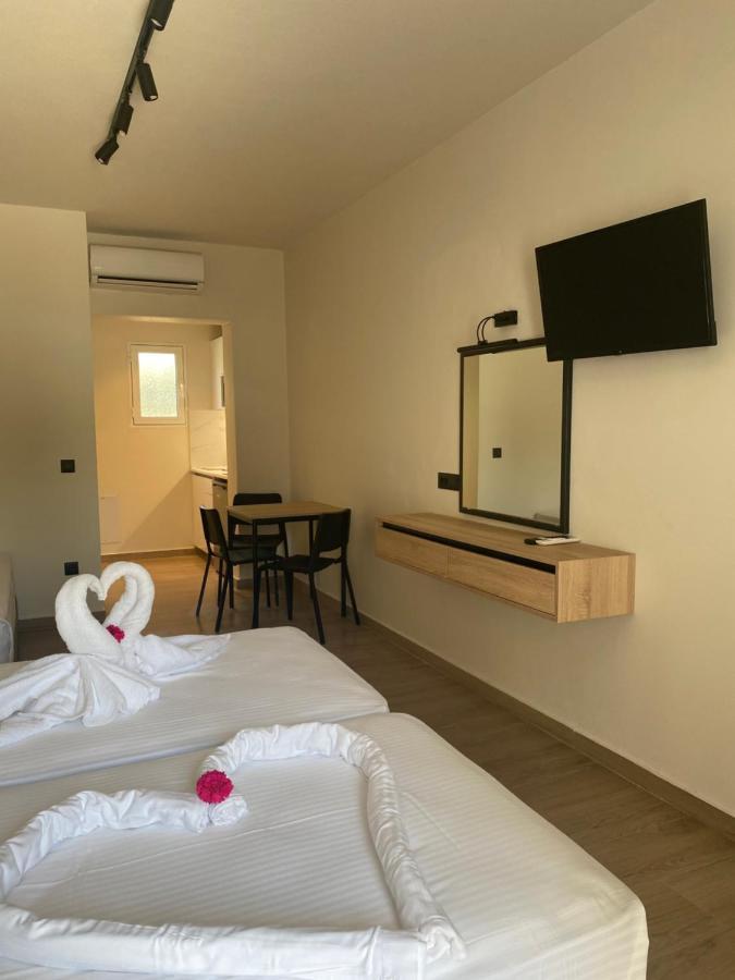 Barbie Hotel Apartments Ialysos  Exterior foto